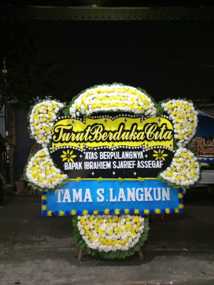 Papan Bunga Duka di Kotamobagu Timur